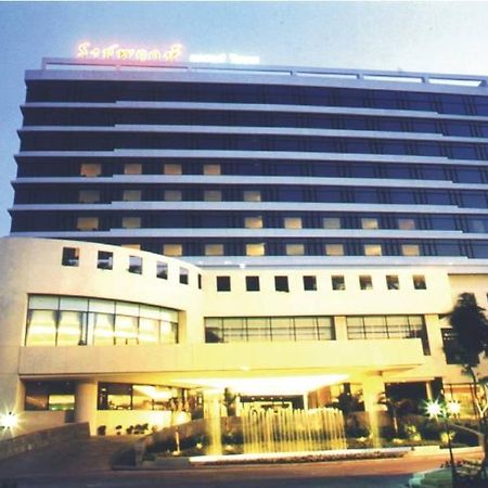 Rachaphruk Grand Hotel Nakhon Ratchasima Exterior photo